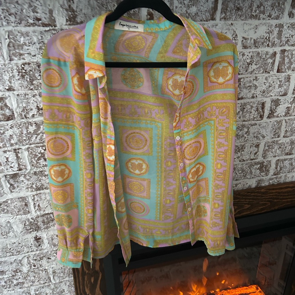 Nbw sheer button up